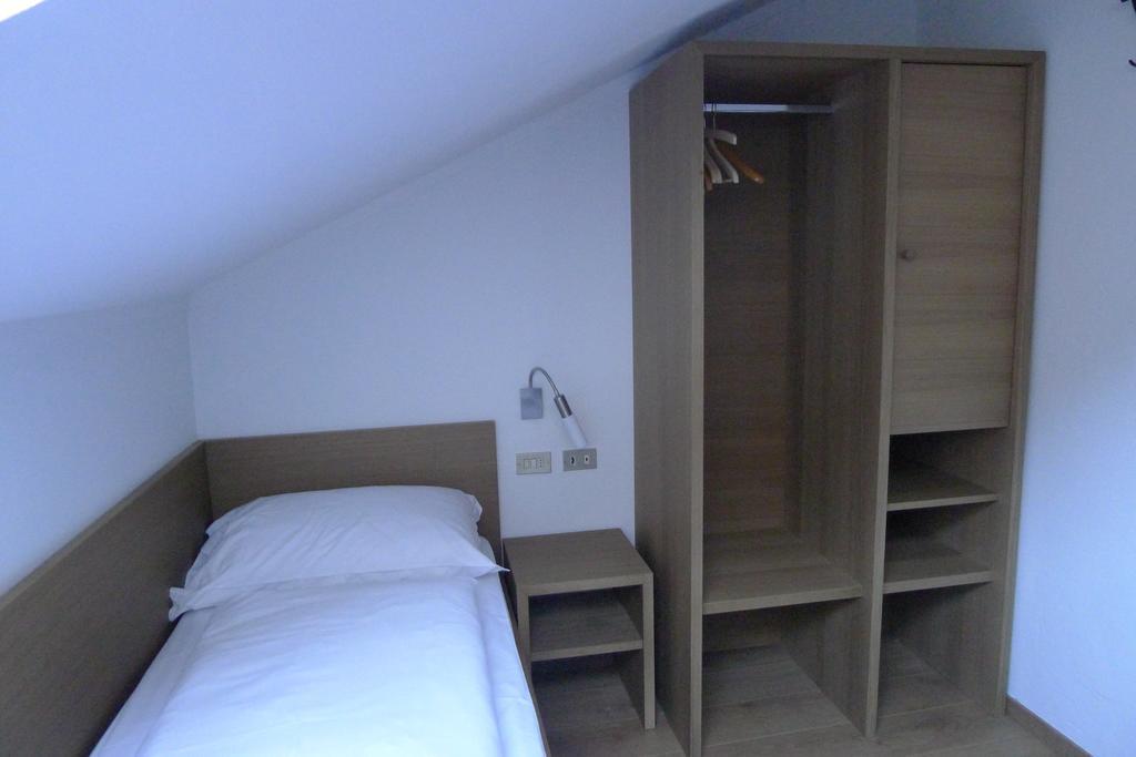 Steinhauswirt Otel Oda fotoğraf